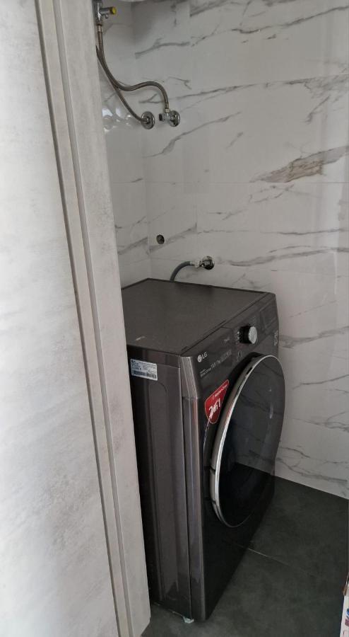 Apartment Illaria リエカ エクステリア 写真